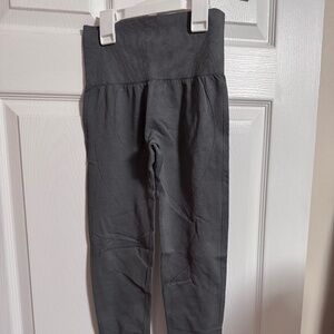 HALARA grey butt sinch butt lift leggings